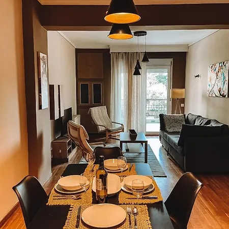 Urban Life Style Apartment *